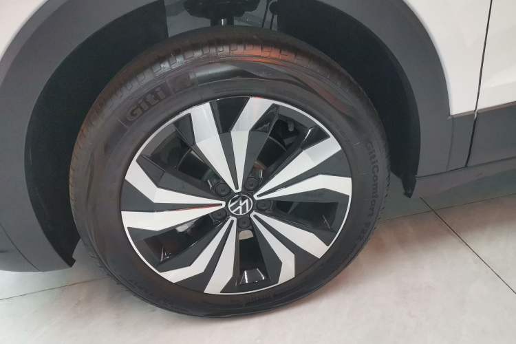 Used Volkswagen Tharu 2026 Model Xinrui 1.5L Rujin Edition
