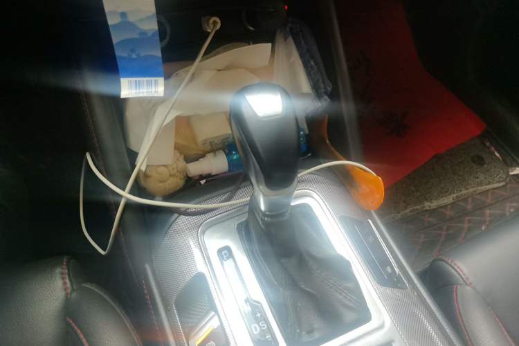 Used CHANGAN CS55 2018 1.5T Automatic Colorful Edition China V Standard
