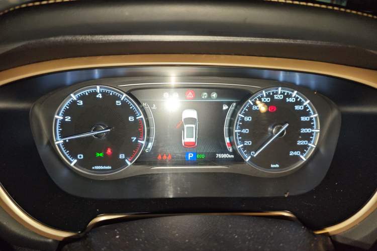 Used GAC Trumpchi GS5 2019 270T Automatic Luxury Edition Instrument Cluster