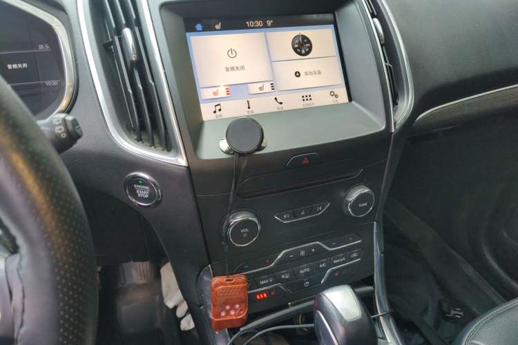 Used Ford Edge 2018 EcoBoost 245 Two-Wheel-Drive Titanium 7-Seater China VI Standard
