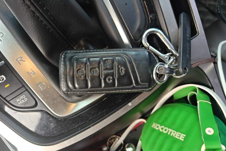 Used GAC Trumpchi M6 2019 270T Automatic Luxury Edition (7-seater) China V Standard Vehicle Key