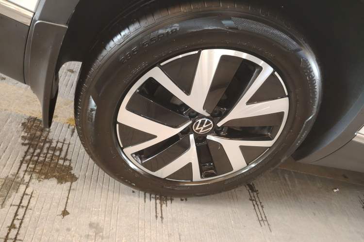 Used Volkswagen Tayron 2024 330TSI Two-Wheel Drive Luxury Plus Advanced Version
