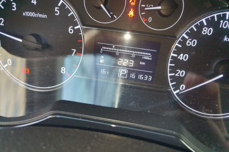 Used Nissan Tiida 2014 1.6L CVT Comfort Model