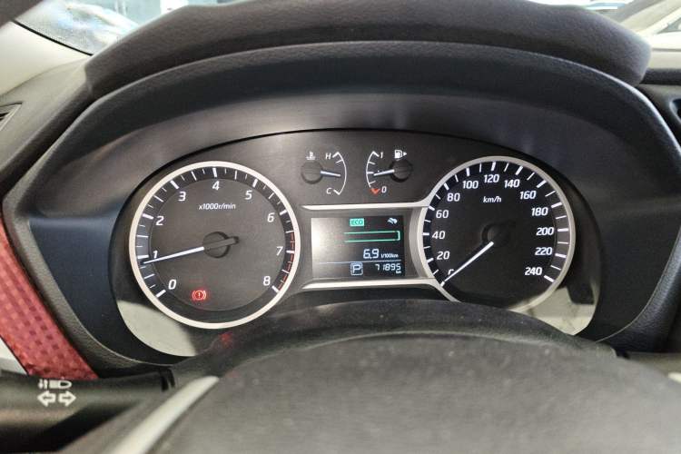 Used Nissan Lannia 2016 1.6L CVT Cool Edition Instrument Cluster