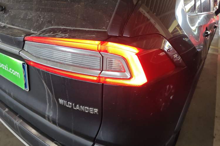 Used Toyota Wildlander 2021 2.0L CVT Two-Wheel Drive Luxury Edition