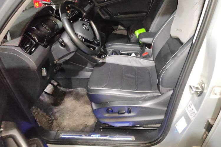 Used Volkswagen Tiguan L New Energy 2019 430 PHEV Hybrid Flagship Model Left Front Seat