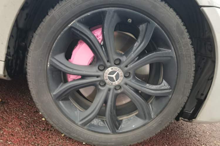 Used Mercedes-Benz E-Class 2020 E 300 L Sporty and Stylish Model