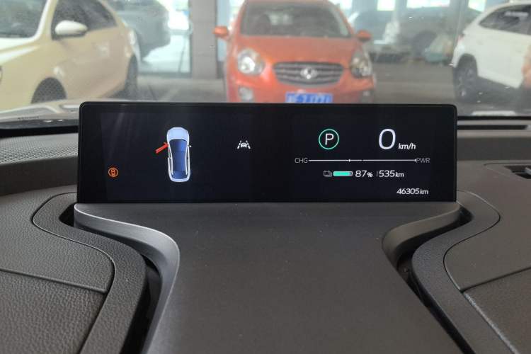 Used Toyota bZ3 2023 616 km Long-Range Premium Instrument Cluster