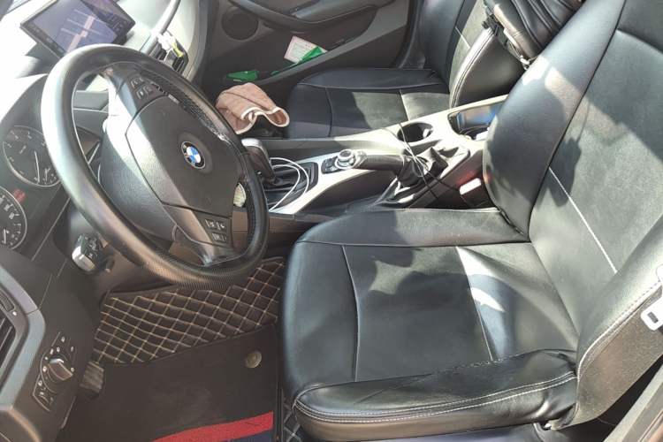 Used BMW X1 2012 sDrive18i Fashion Model Left Front Seat