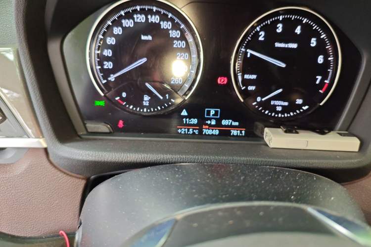 Used BMW X1 2019 sDrive18Li Premium Edition Odometer Close Up