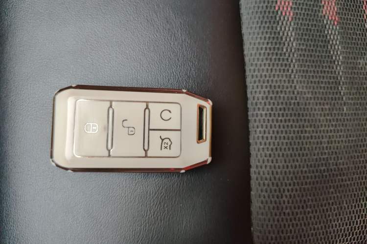 Used BYD e2 2019 Standard Range Model – Smart & Comfortable Version