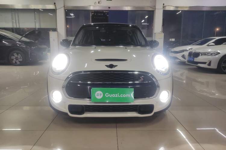 Used MINI MINI 2015 2.0T COOPER S Five-Door Edition