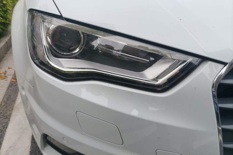 Used Audi A3 2015 Limousine 40 TFSI Automatic Comfort Model
