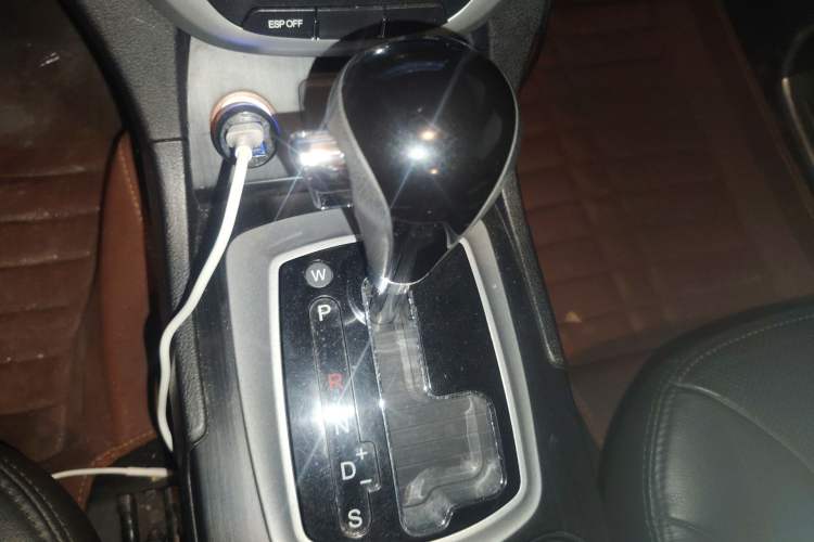 Used GAC Trumpchi GS5 2013 2.0L Automatic Two-Wheel Drive Light Interior Special Edition
