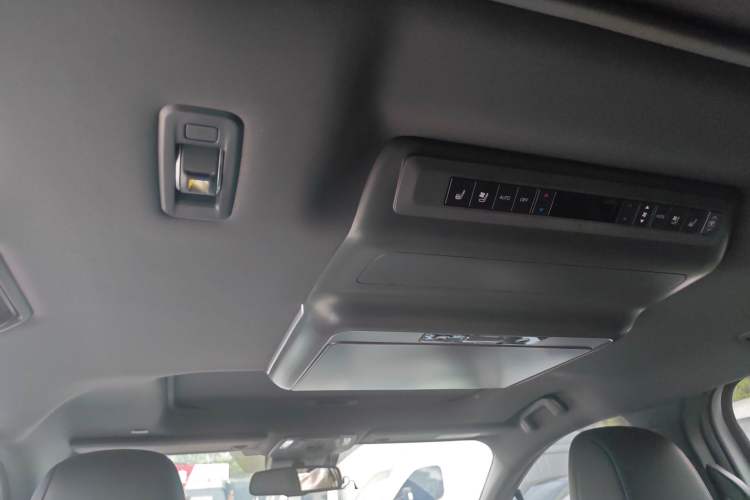 Used Toyota SIENNA 2021 2.5L Hybrid Ultimate Edition Headliner