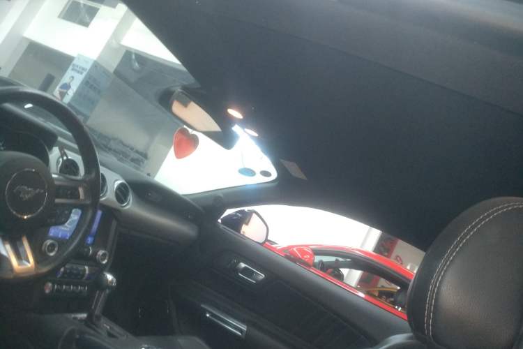 Used Ford Mustang 2019 2.3L EcoBoost
