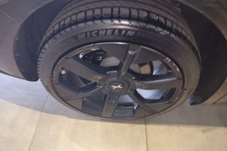 Used XPeng MONA M03 2025 600 with Ultra-Long Range Max Right Rear Wheel Hub