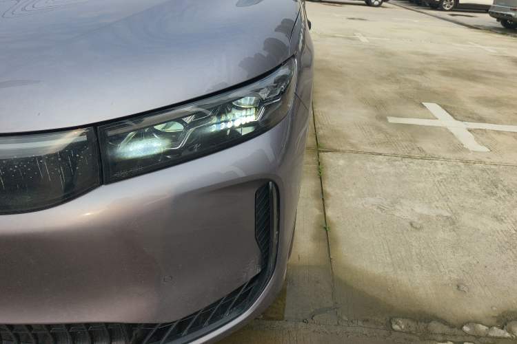 Used VOYAH FREE 2025 Model FREE+ Four-Wheel-Drive Qiankun Edition Left Front Headlight