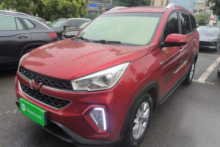 Used Wuling Hongguang S3 2018 1.5T Manual Luxury Model China V Standard