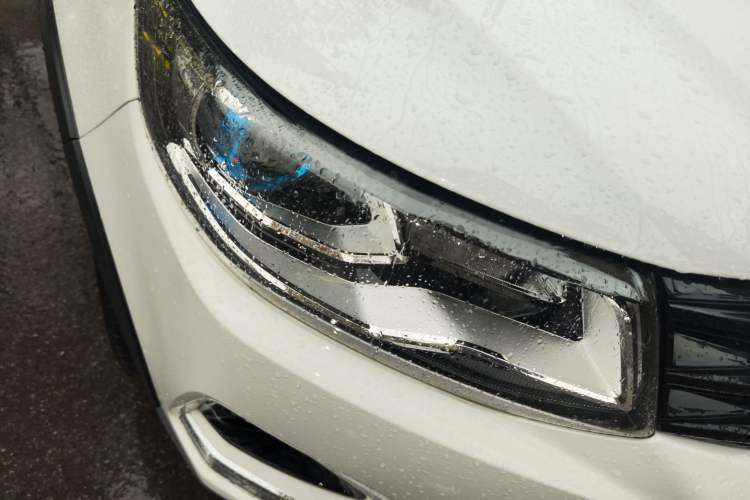 Used FORTHING SX6 2023 1.6L Manual Comfort Model
