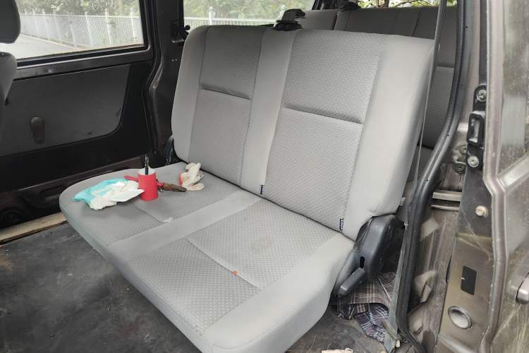 Used Jinbei Hiace X30 2013 1.3L Standard Version
