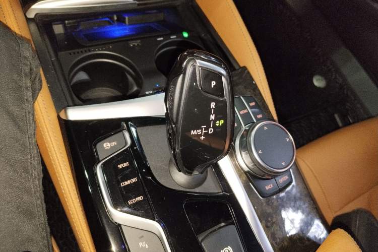 Used BMW 5 Series 2018 Restyled 530Li Luxury Edition M Sport Package