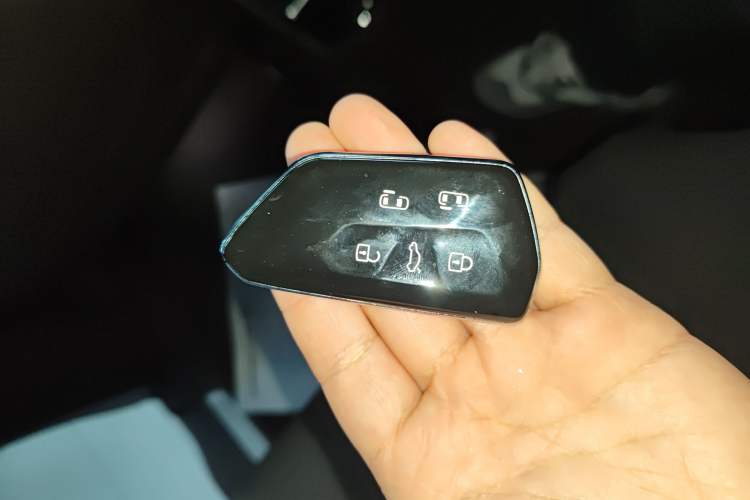 Used Volkswagen Viloran 2024 380TSI Premium Edition