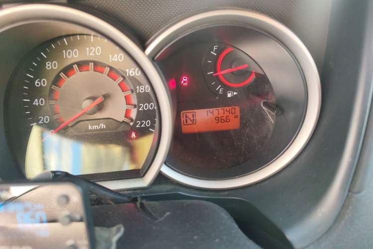 Used Nissan Sylphy 2012 Classic 1.6XE Automatic Comfort Edition Odometer Close Up