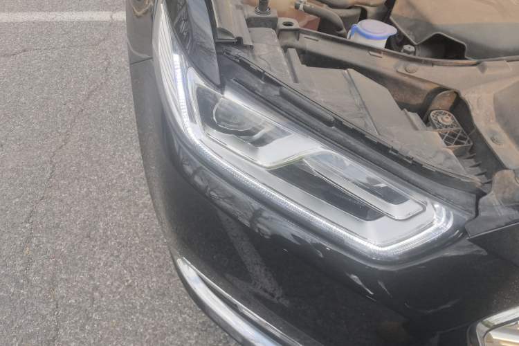 Used Ford Taurus 2015 EcoBoost 245 Luxury Model Right Front Headlight