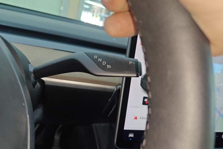 Used Tesla Model Y 2021 Long-Range All-Wheel-Drive Version