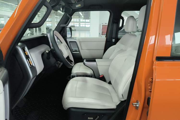 Used iCAR V23 2025 501 Four-Wheel Drive Intelligent Driving Version
