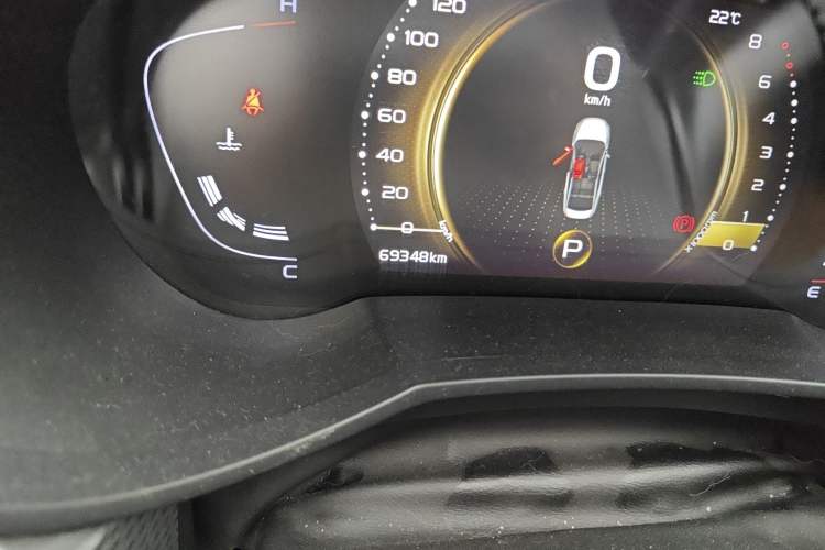 Used Geely Auto Emgrand GL 2020 1.4T CVT Luxury Model Odometer Close Up