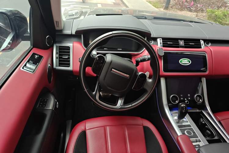 Used Land Rover Range Sport 2020 3.0 L6 HSE DYNAMIC
