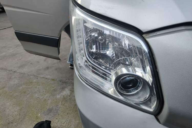 Used Foton Toano 2017 2.5T E Commercial Version Long Wheelbase 4J25TC3