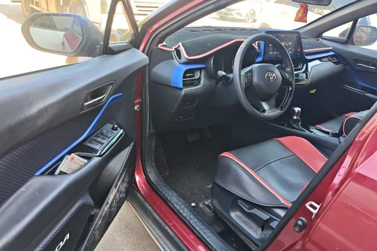 Used Toyota IZOA 2018 2.0L Yichi Edition China V Standard
