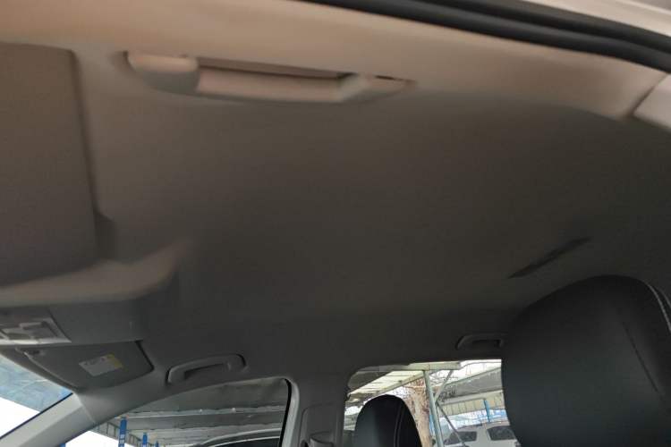 Used Volkswagen Tiguan L 2018 330TSI Automatic Two-Wheel Drive Luxury Edition