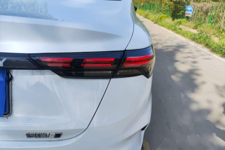 Used Geely Auto Binray 2022 Binrui COOL 1.5T DCT Electric Edition Right Rear Taillight