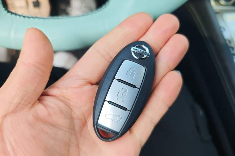 Used Nissan Murano 2021 2.5L XL Two-Wheel Drive Smart Connect Luxury Edition Vehicle Key