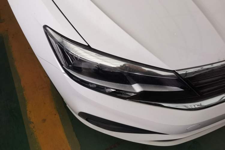 Used Volkswagen Lamando 2019 230TSI DSG Fashion Edition China VI Exterior 3