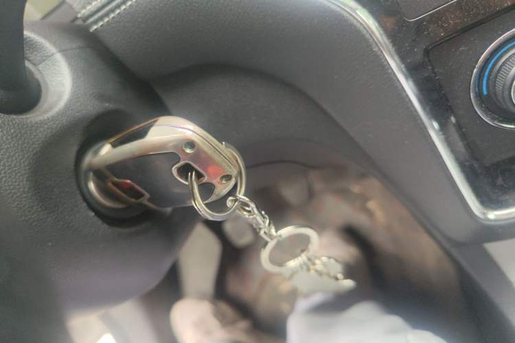 Used Roewe RX5 2018 20T Two-Wheel Drive Manual Flagship Edition Vehicle Key