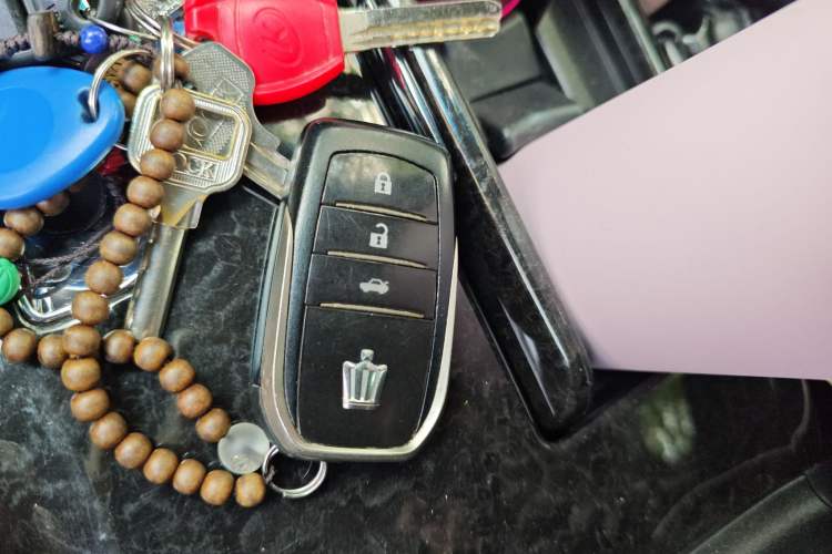 Used Toyota Crown 2018 2.0T Sport Edition Vehicle Key