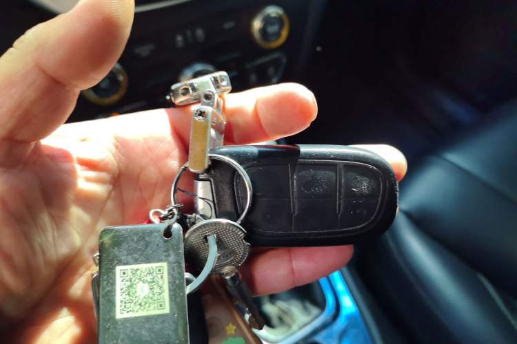 Used Jeep Cherokee 2016 2.4L Leading Smart Version