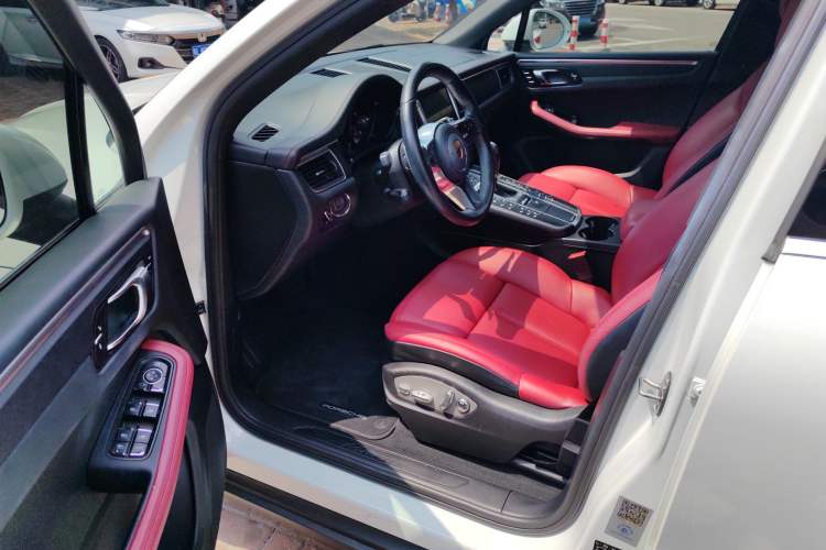 Used Porsche Macan 2017 Macan 2.0T Driver Seat