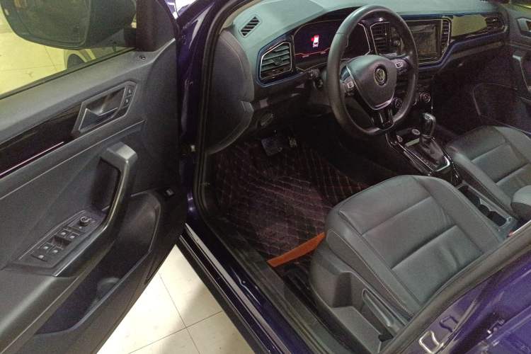 Used Volkswagen T-ROC 2020 280TSI DSG Two-Wheel Drive Comfort Version