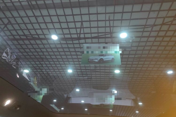 Used Volvo EX30 2025 Rear-Drive Long-Range Version Ultra Headliner