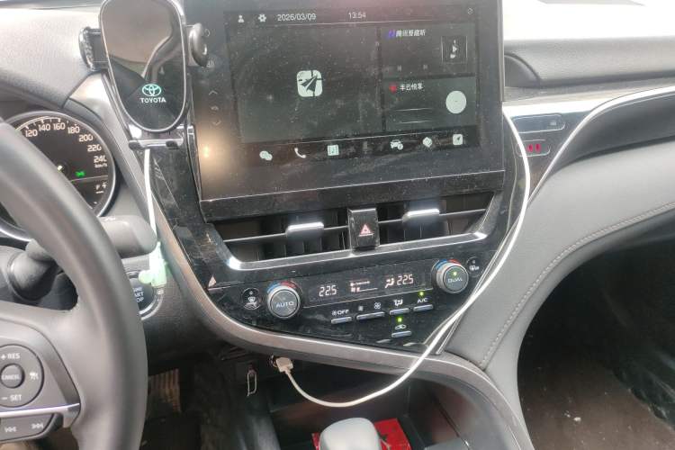 Used Toyota Camry 2023 2.0G Luxury Edition