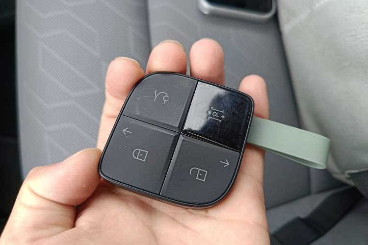 Used Lynk & Co 08 EM-P 2025 245km Ultra-Long Range Halo
