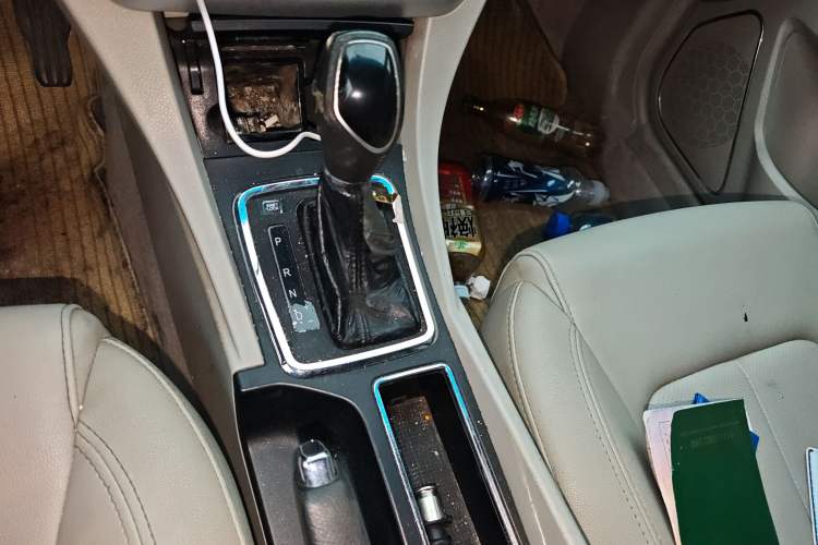 Used Geely Auto Emgrand 2016 Sedan 1.5L CVT Luxury Model