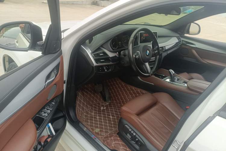 Used BMW X6 2015 xDrive35i Luxury Edition Driver Seat