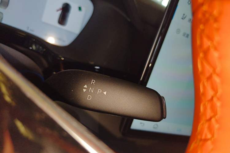 Used BYD Tang New Energy 2025 Model Smart Drive Version DM-i 175KM Prestige Version Gear Lever